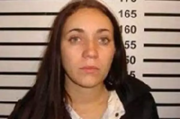 La asistente deberá seguir el proceso penal dentro de la cárcel.