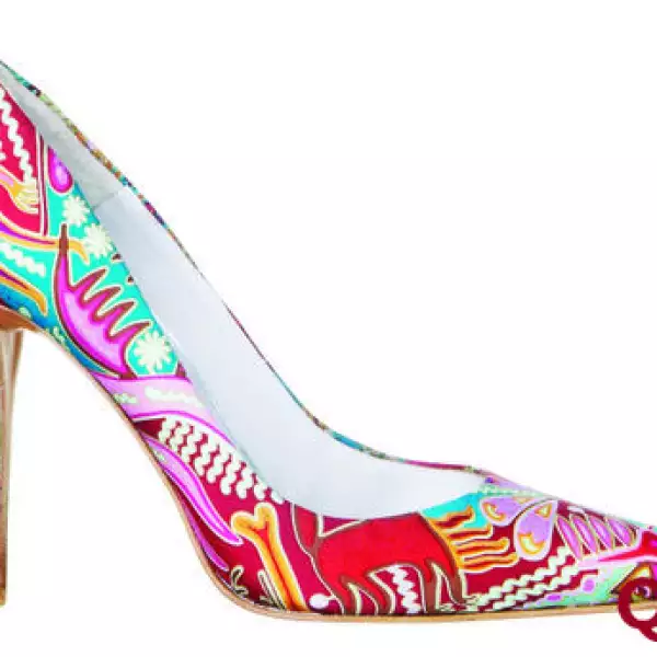 Zapato en tonos rosas y azules