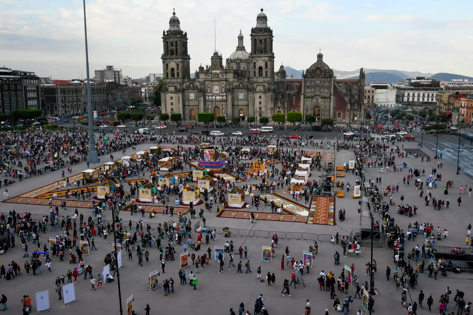 Mega ofrenda Zócalo CDMX 2021
