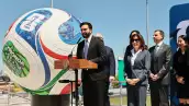 El alcalde de Nueva York, Zohran Mamdani, habla durante una conferencia de prensa en el Parque Comunitario del Hospital Universitario de Staten Island el 27 de abril de 2026 en la ciudad de Nueva York. El alcalde Mamdani se unió al gobernador. Kathy Hochul, funcionarios del gobierno y miembros del Comité Anfitrión de la Copa Mundial de la FIFA 2026 de Nueva York y Nueva Jersey, ya que anunciaron que Nueva York organizará cinco fiestas gratuitas para ver la Copa del Mundo en varias partes de Nueva York