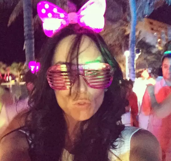 Durante la celebración, no dudo en compartir lo bien que se la pasó.