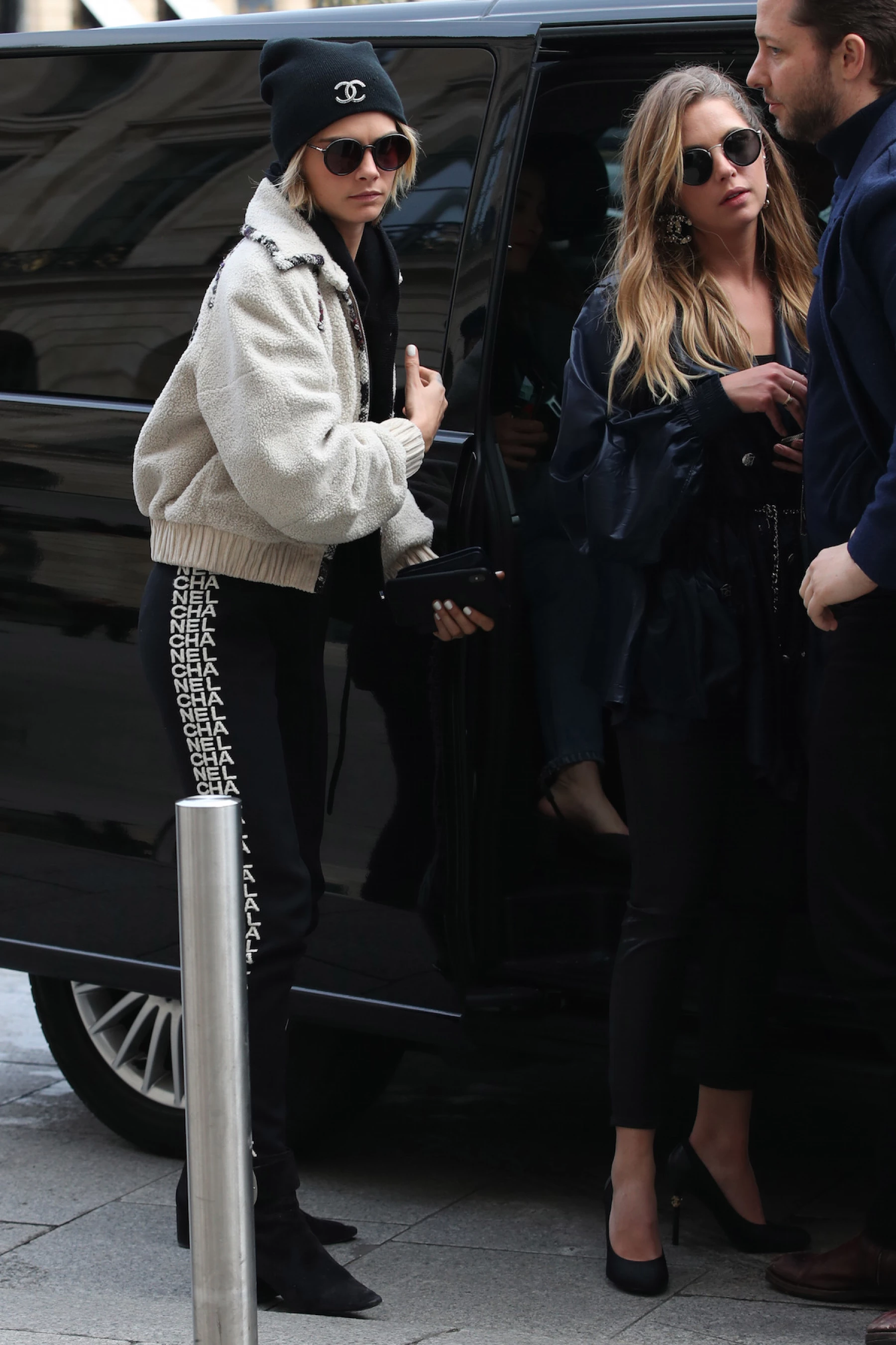 Cara Delevingne y Ashley Benson.