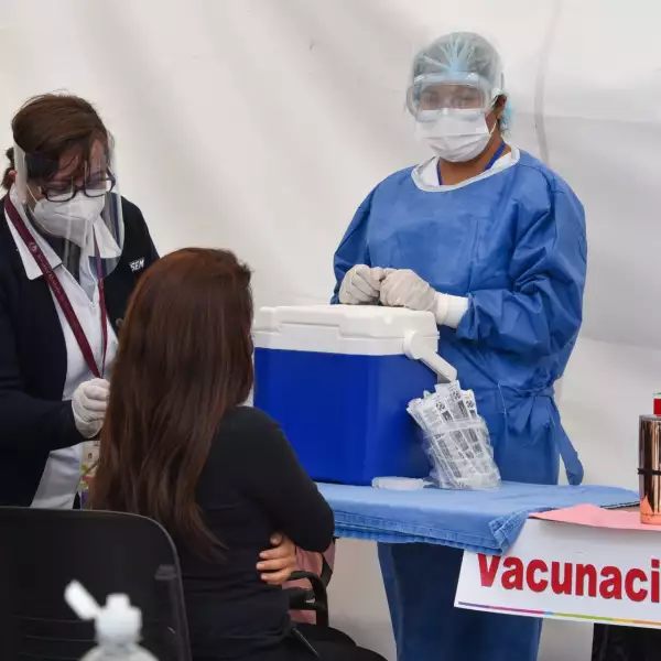Vacunación de rezagados en CDMX