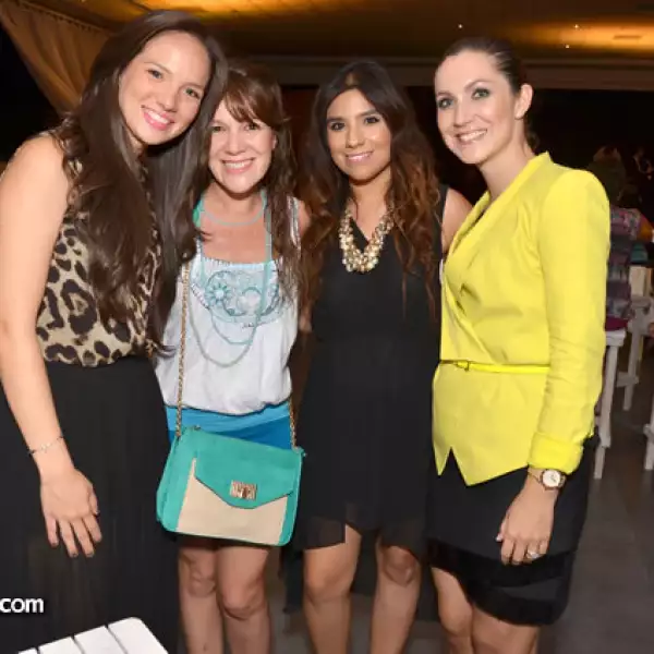 Ana Campos, Noy Álvarez, Nelly Estrada y Gaby Gómez
