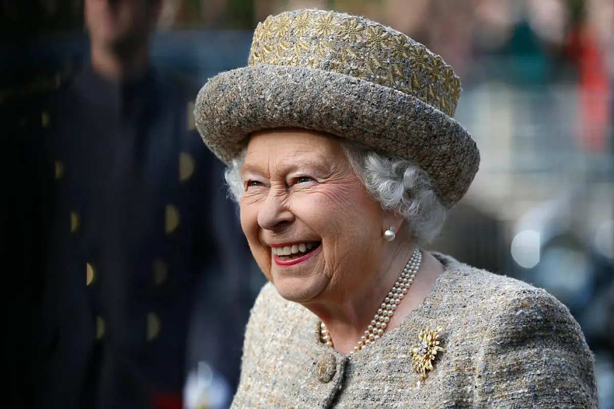 reina-isabel-ii