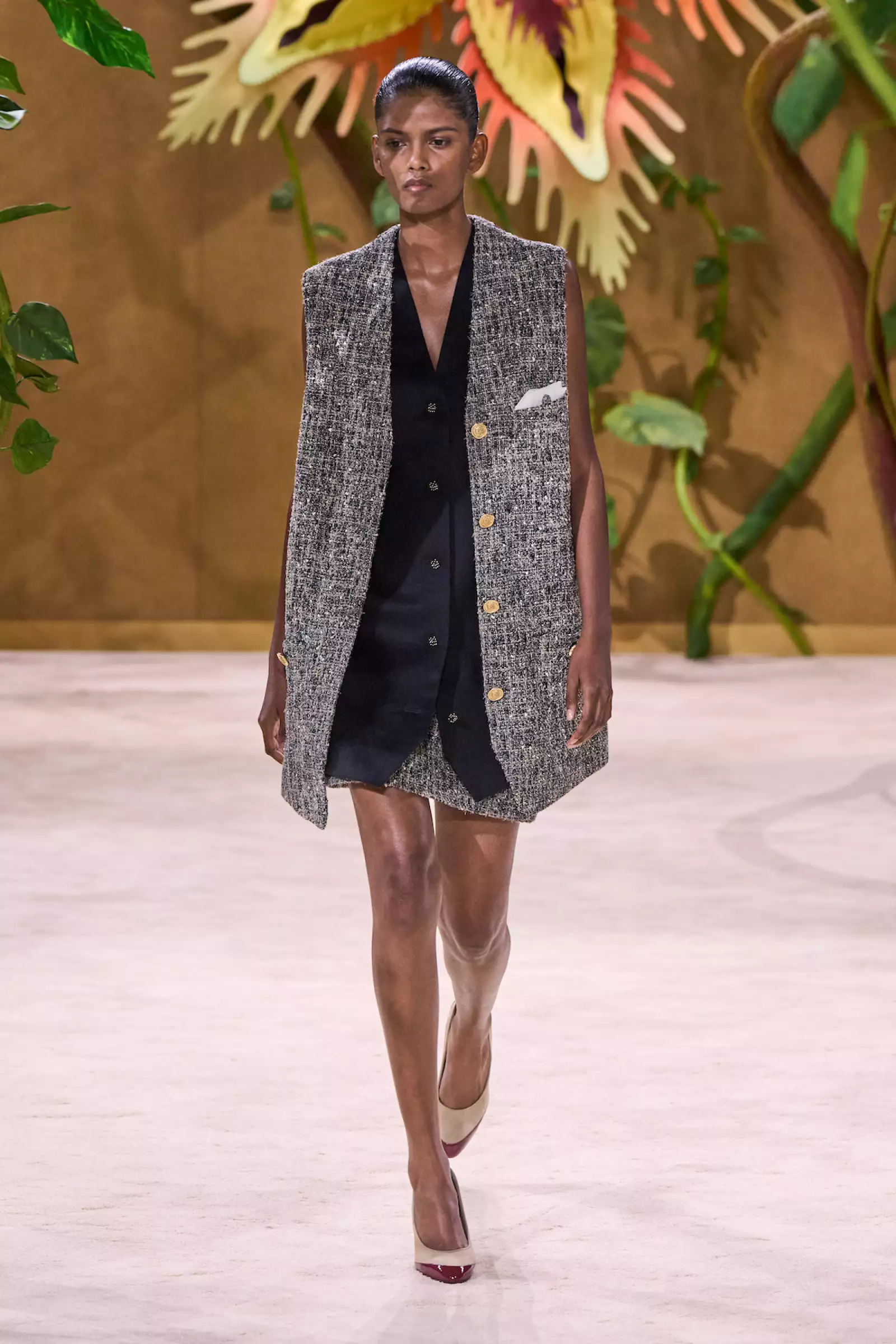 Chanel HC F26 039.jpg