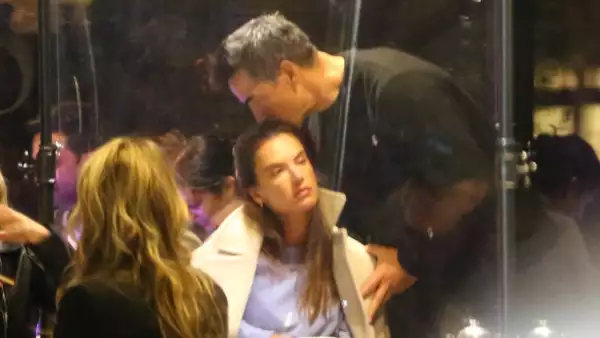 EXC Alessandra Ambrosio, Richard Lee