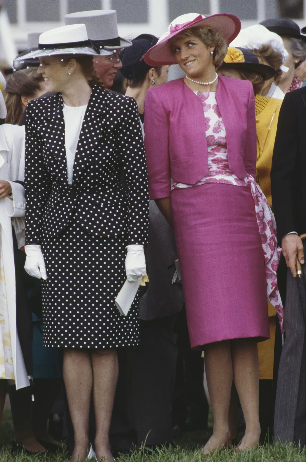 Sarah Ferguson y la princesa Diana en Epsom