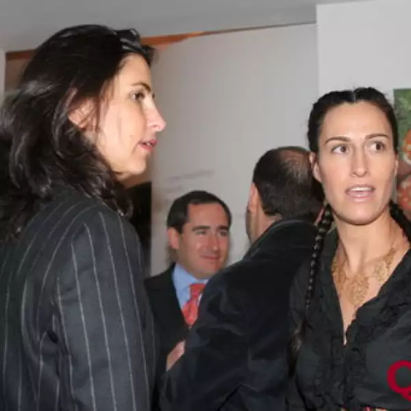 Natalia Bertran, Regina Dondé