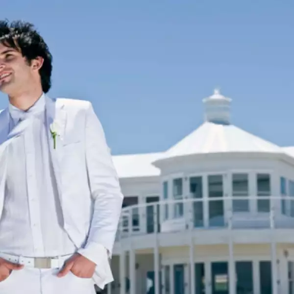 En el sexto lugar, esta ciudad tiene un PIB total de 103 mil millones de dólares, un iPod Nano de 8 GB cuesta 240 dólares y la tasa de desempleo está en 24%.