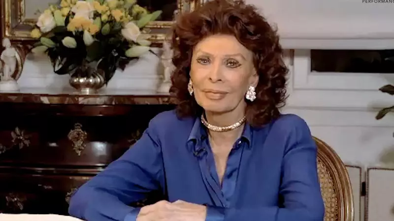 Sophia Loren es hospitalizada de emergencia.