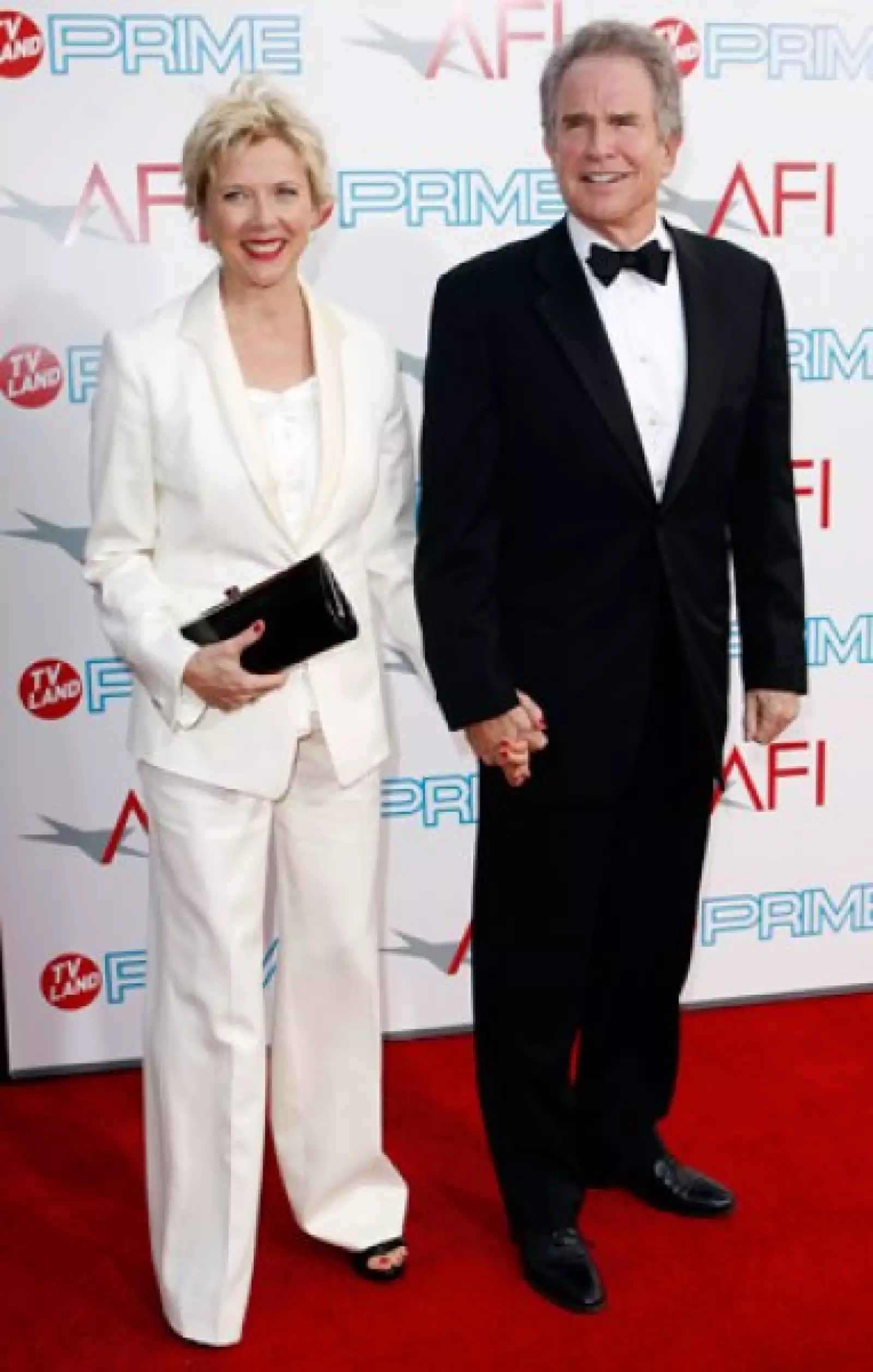 Warren Beatty llegó con su esposa, Annette Bening, con quien tiene cuatro hijos. El también director obtuvo este mismo premio en 2008.