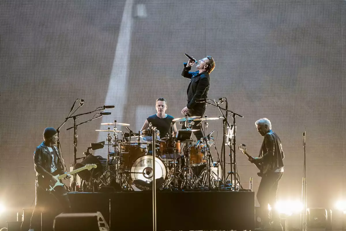 U2