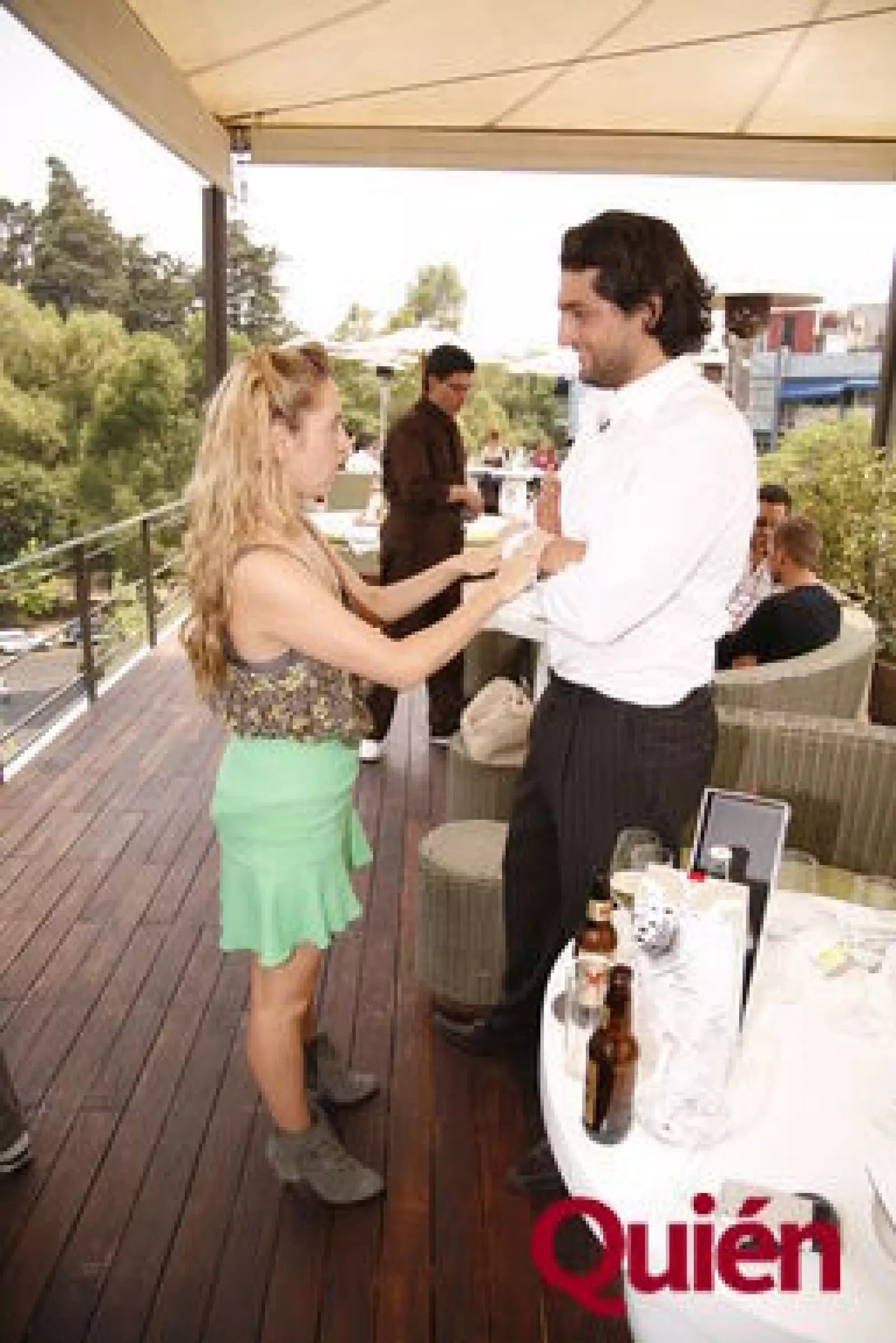 Alana Savoir, Santiago Vertiz