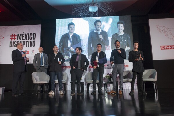 Los nuevos famosos.