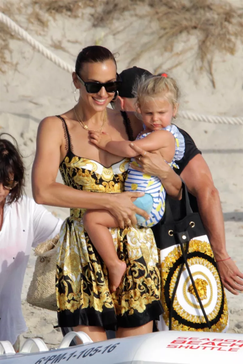 Irina Shayk, Lea Shayk Cooper