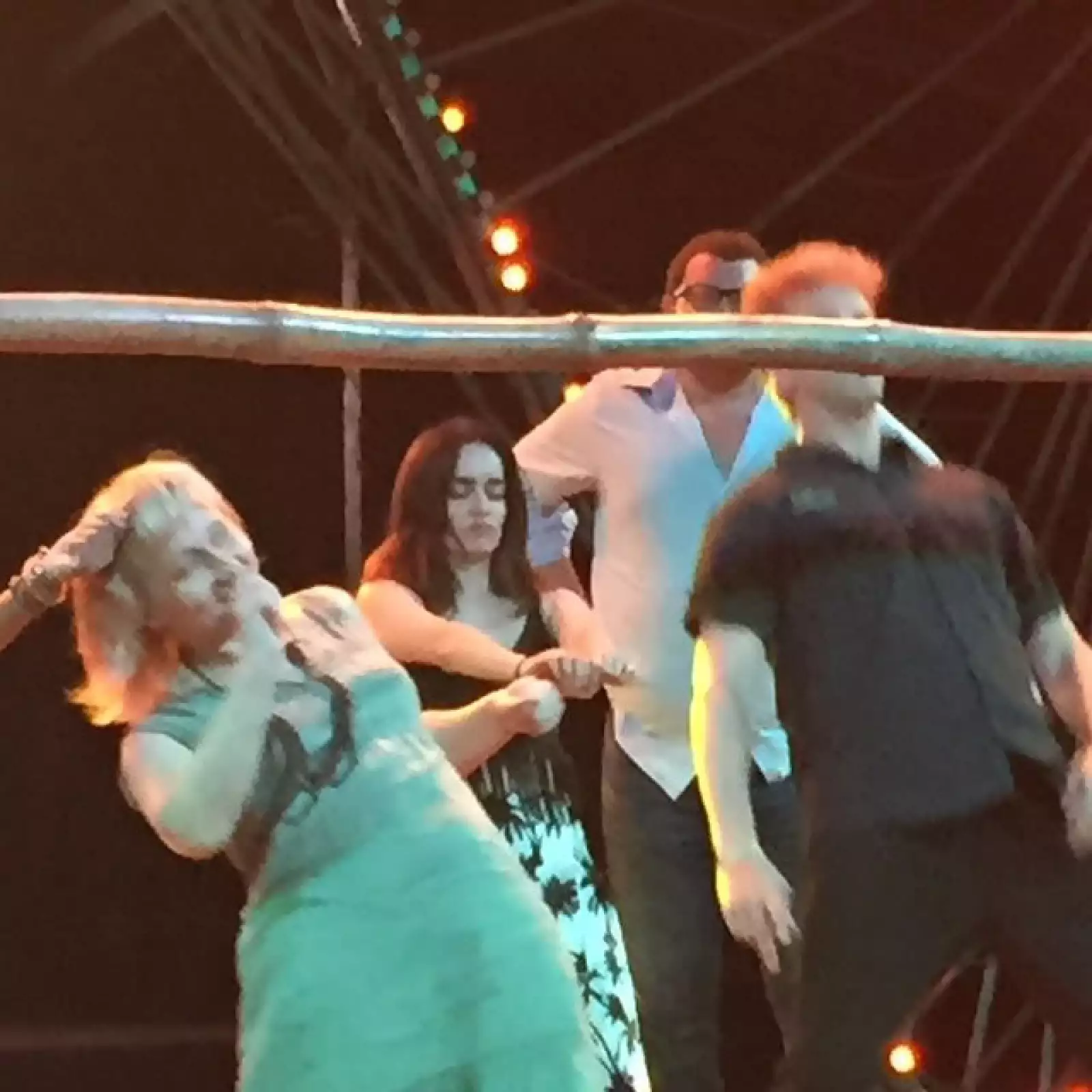 Muy alegre y con el sabor cubano, la actriz inició su estancia en la Habana más divertida que nunca.