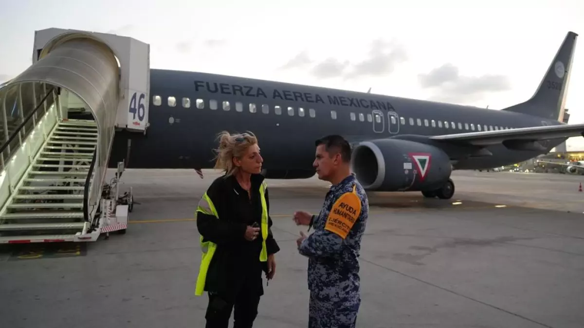 Avión de rescate de México aterriza en Israel