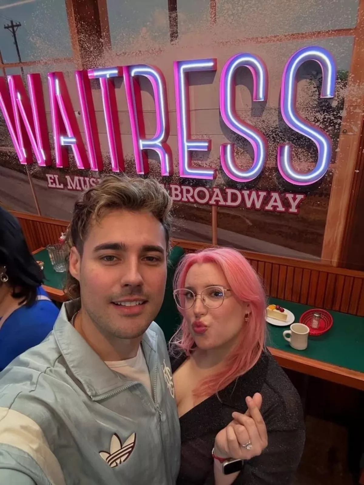 Jorge Blanco y Stephie Caire