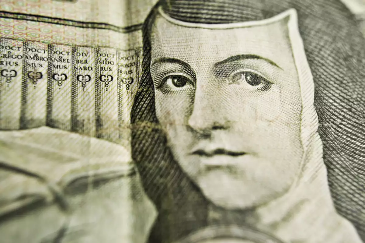 Mexican 200 peso bill