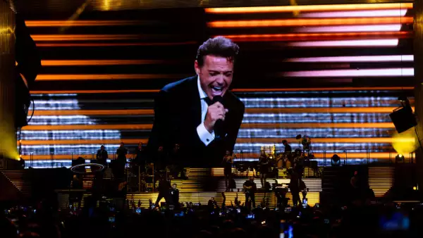 Luis Miguel hospitalizado