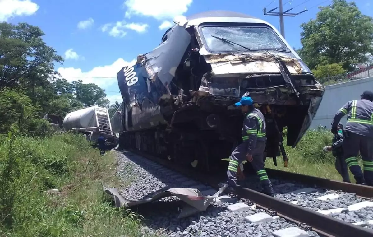 Tren Interoceánico choca en Chiapas