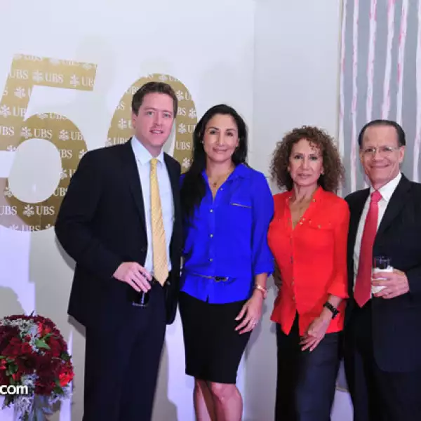 Christopher Elison, Belinda Ortega, Irma Orozco y Luis Enrique Ortega