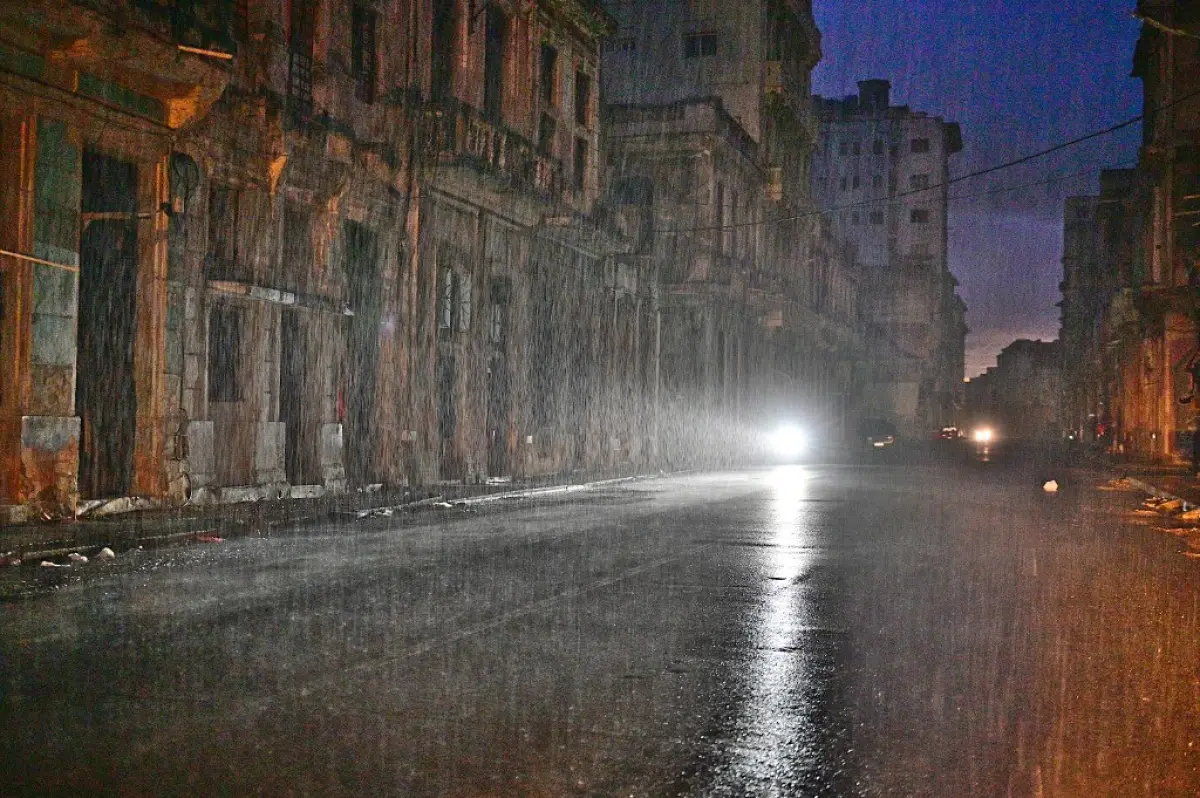 cuba-sin-electricidad-huracan-oscar