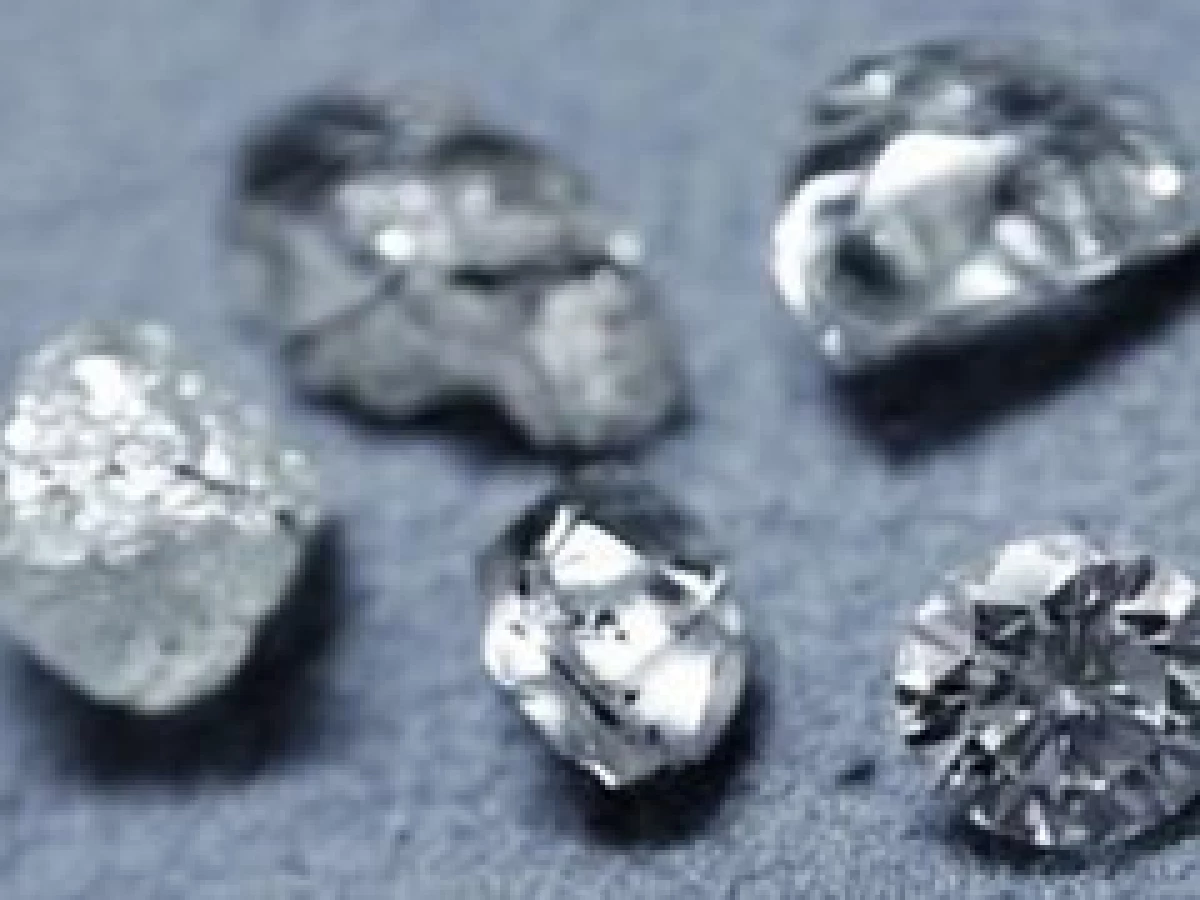 Muchos de los artículos tienen piedras preciosas. (Foto: Reuters)