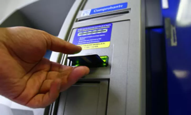 El sistema que utilizan los cajeros es una versión reforzada de Windows. (Foto: Cuartoscuro)