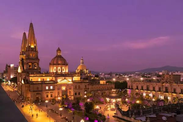Mexico,,Central,Guadalajara,Cathedral,Panoramic,View,In,Historic,Center,Plaza