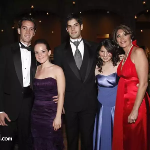 Héctor Terán,Daniela Menabrito,Juan Pablo Terán,Renata Arzac y Gabriela Islas