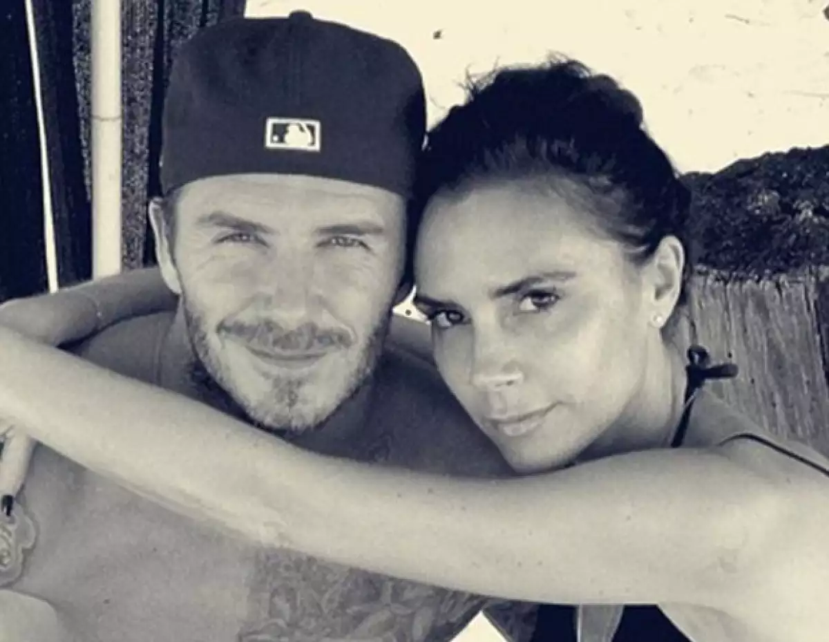 Ayer el futbolista anunció su retiro de las canchas, por ello, su esposa le dedicó algunas emotivas palabras mediante una carta llena de amor.