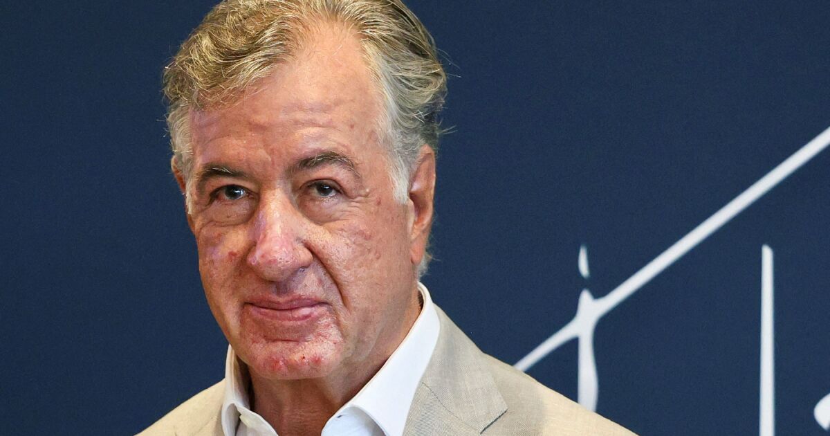 Düzenleyiciler Fernando Chico Pardo'nun Banamex'in %25'ini satın almasını onayladı