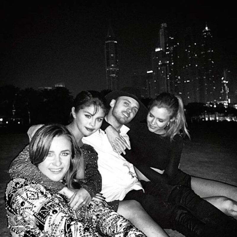 Selena Gomez viajó hasta Dubai para recibir el 2015.