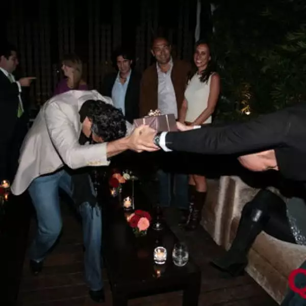 Jaime Camil, Javier Poza