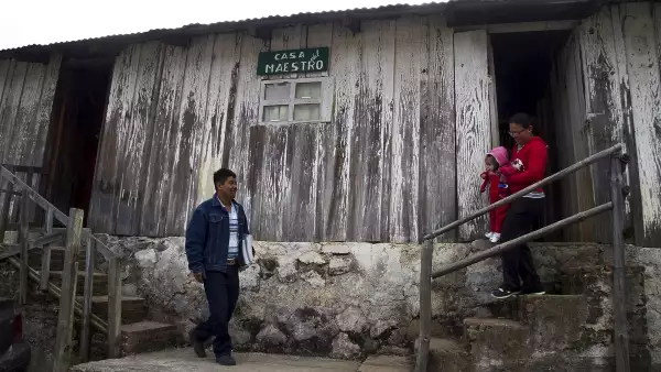 Los estados con conflicto magisterial son los que padecen más de factores que dañan su calidad de vida.