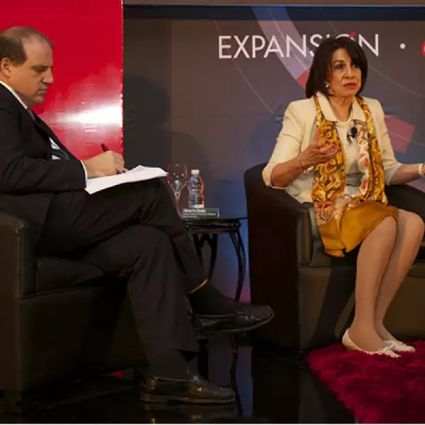 Rocío Ruiz Chávez, subsecretaria de Competitividad y Normatividad de la  Secretaría de Economía destacó que en México debe generarse un mejor ambiente de negocios, así como el reducir a una tercera parte el tiempo que requieren los trámites de las empresa