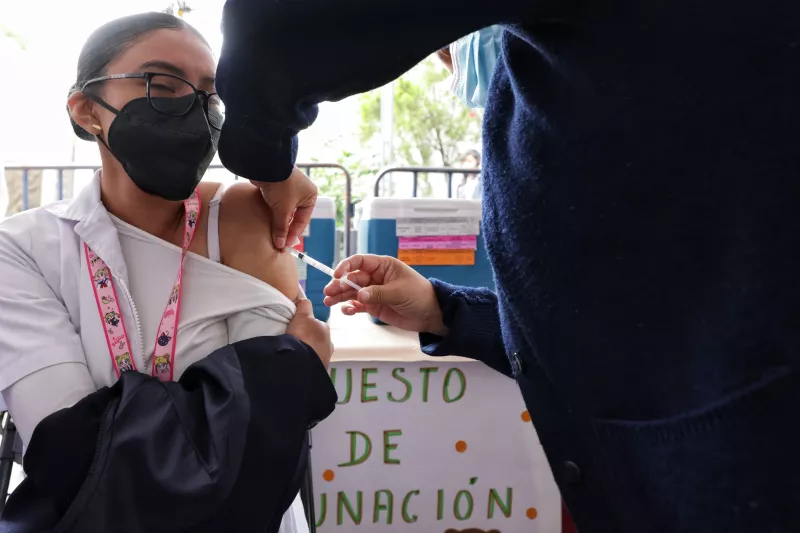 México enfrenta problemas en la vacunación