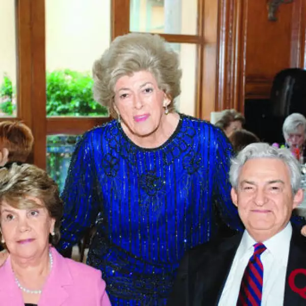 Yolanda Achutegui de Servitje, Rosita, Roberto Servitje.