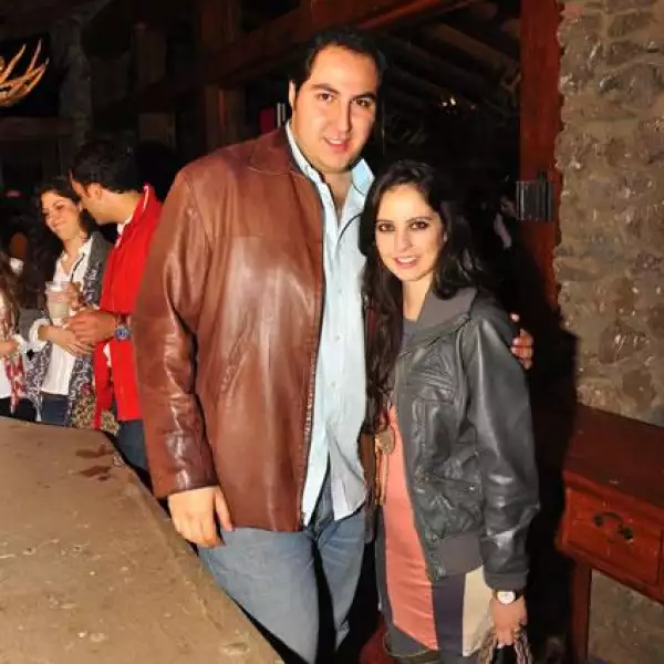 Mario Manfredi,Mónica Quintero