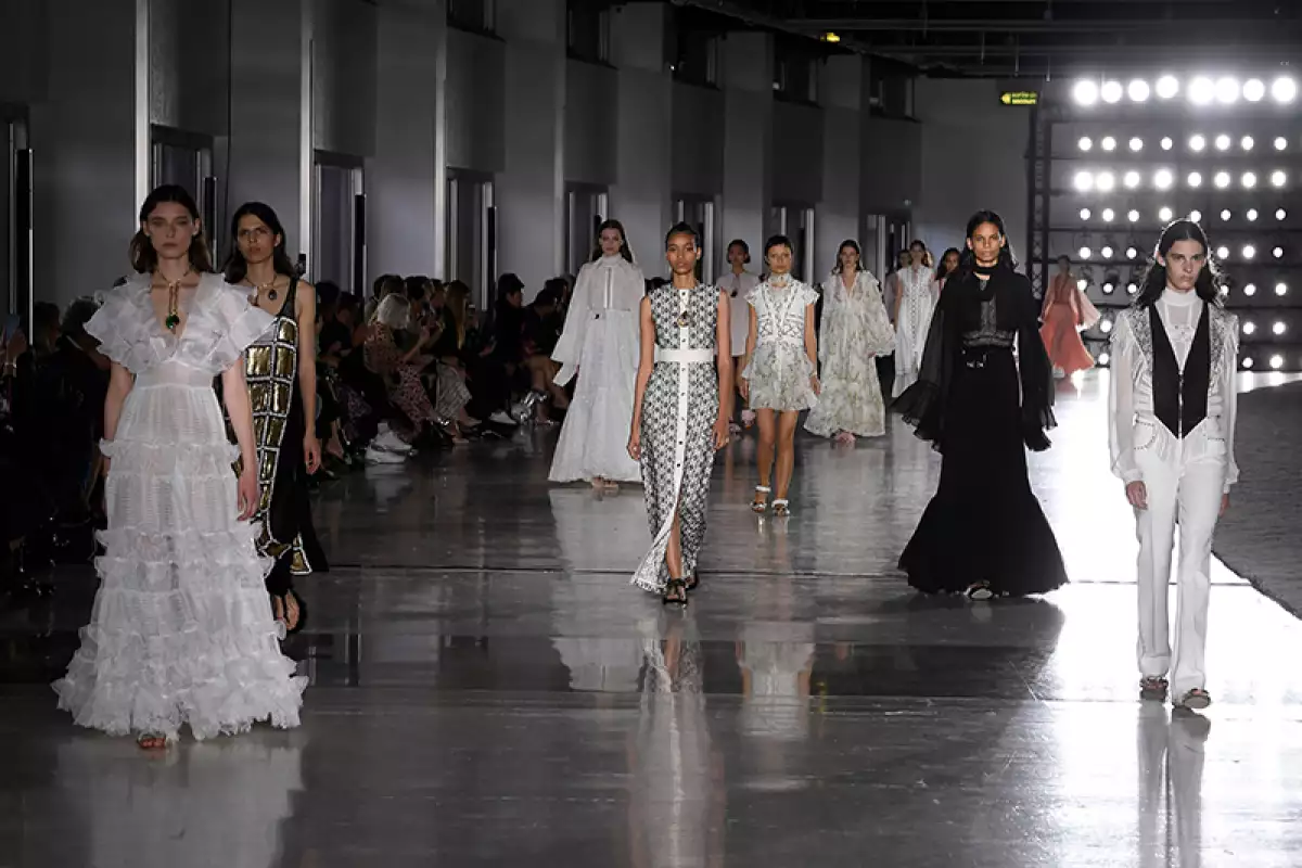 Giambattista Valli show, Runway, Spring Summer 2019, Paris Fashion Week, France - 01 Oct 2018