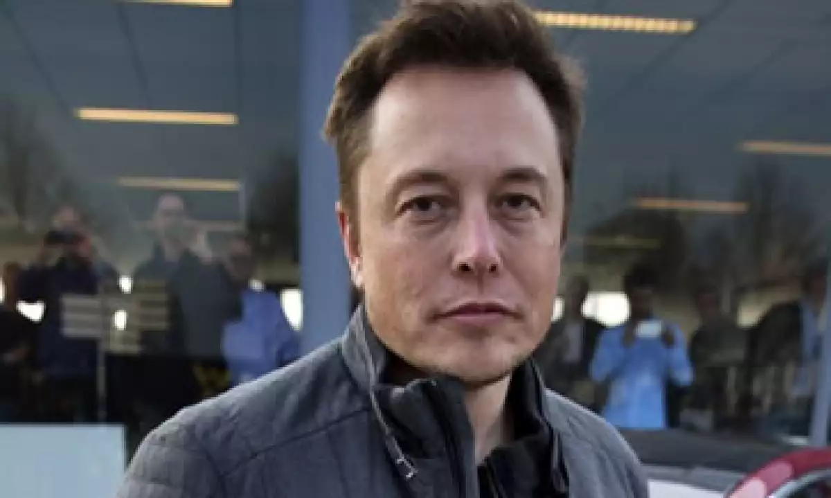 Musk está planeando una mega fábrica de 4,000 millones de dólares.  (Foto: Cortesía CNNMoney)
