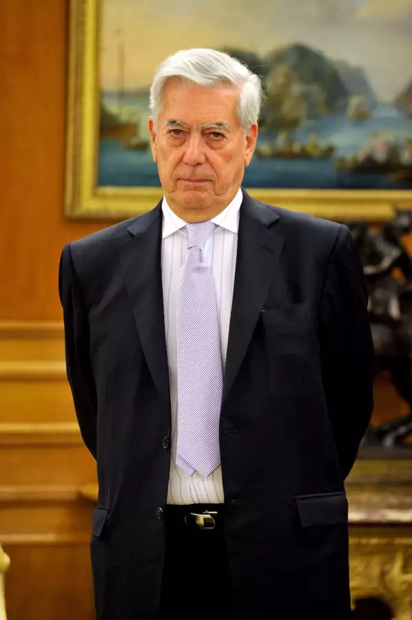 El escritor peruano Mario Vargas Llosa
