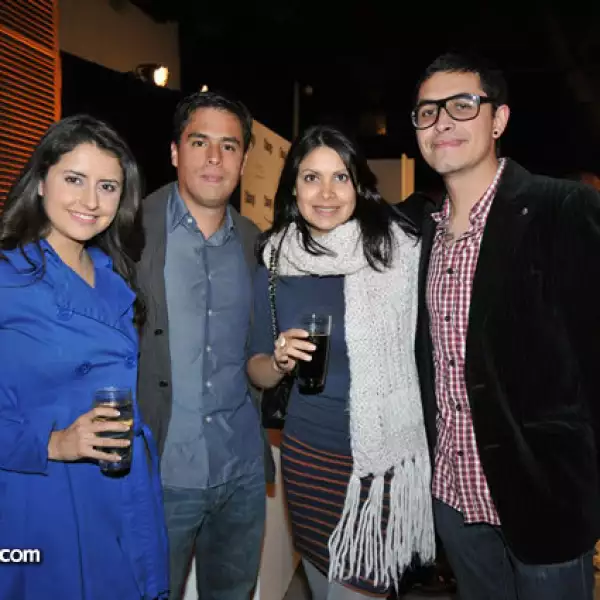 Sofía Macías,Marel Vallejo,Paula Moreno y Marino Pérez