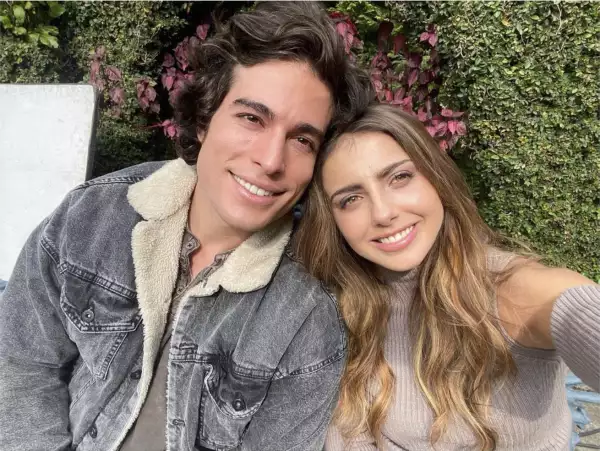 Danilo Carrera y Michelle Renaud