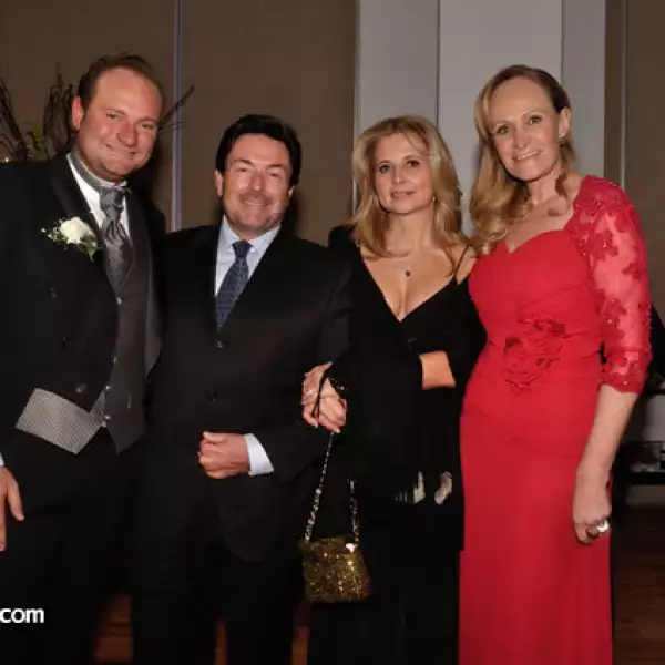 Eduardo Cueto,Ángel y Araceli Rodríguez,y Susana Deubler