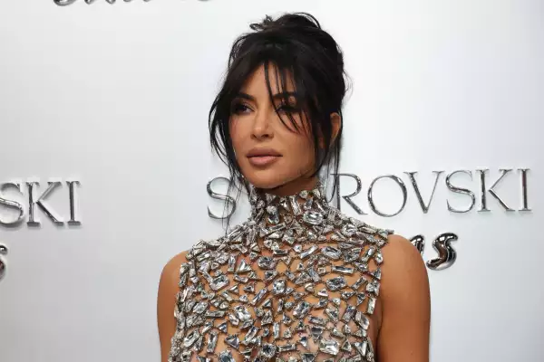 Kim Kardashian, fundadora de Skims, durante la presentación de la colaboración con Swarowski.