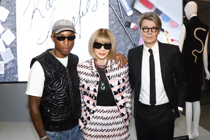 met gala karl lagerfeld pharrell williams anna wintour andrew bolton