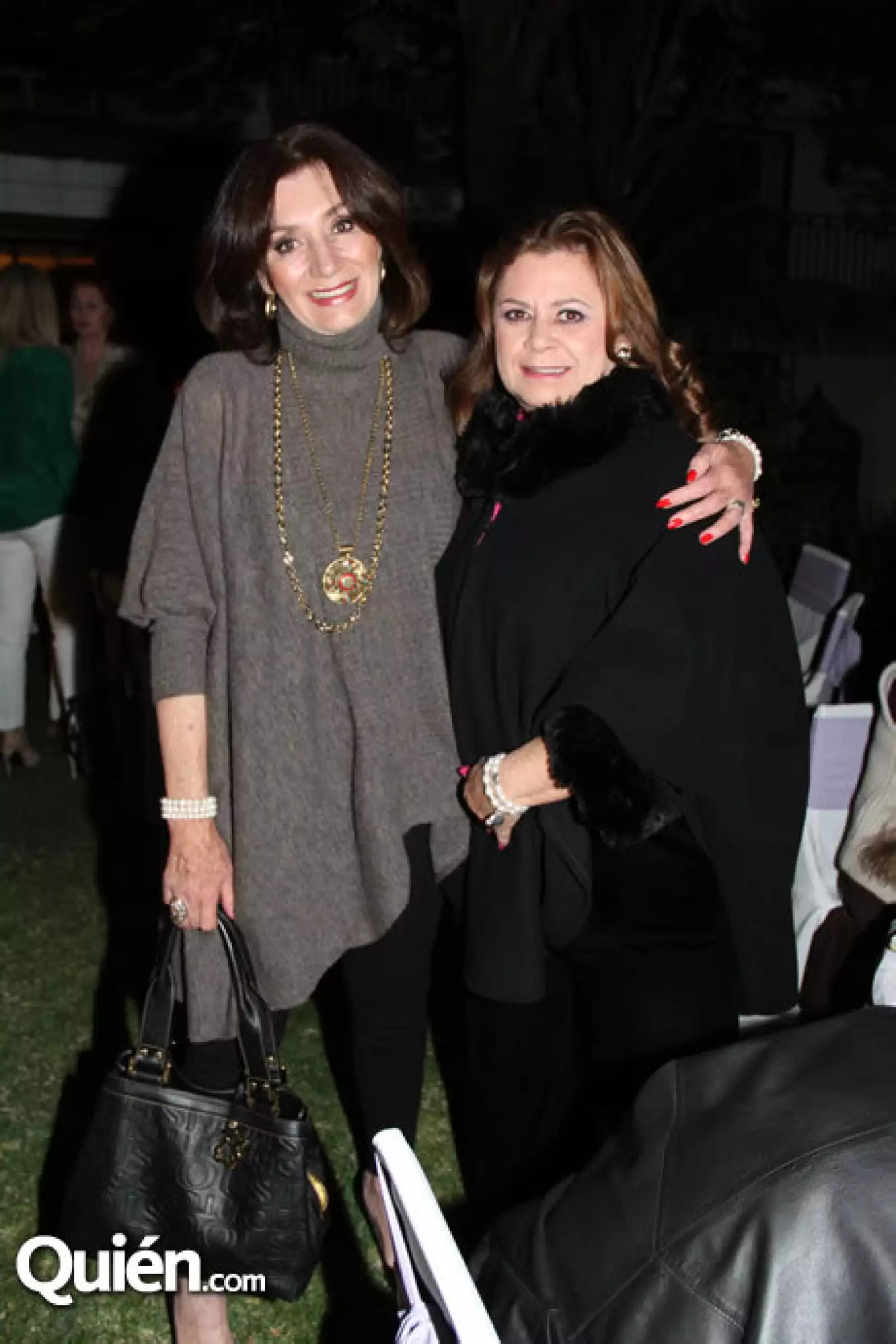 Adriana Covarrubias y Pilar Cabada